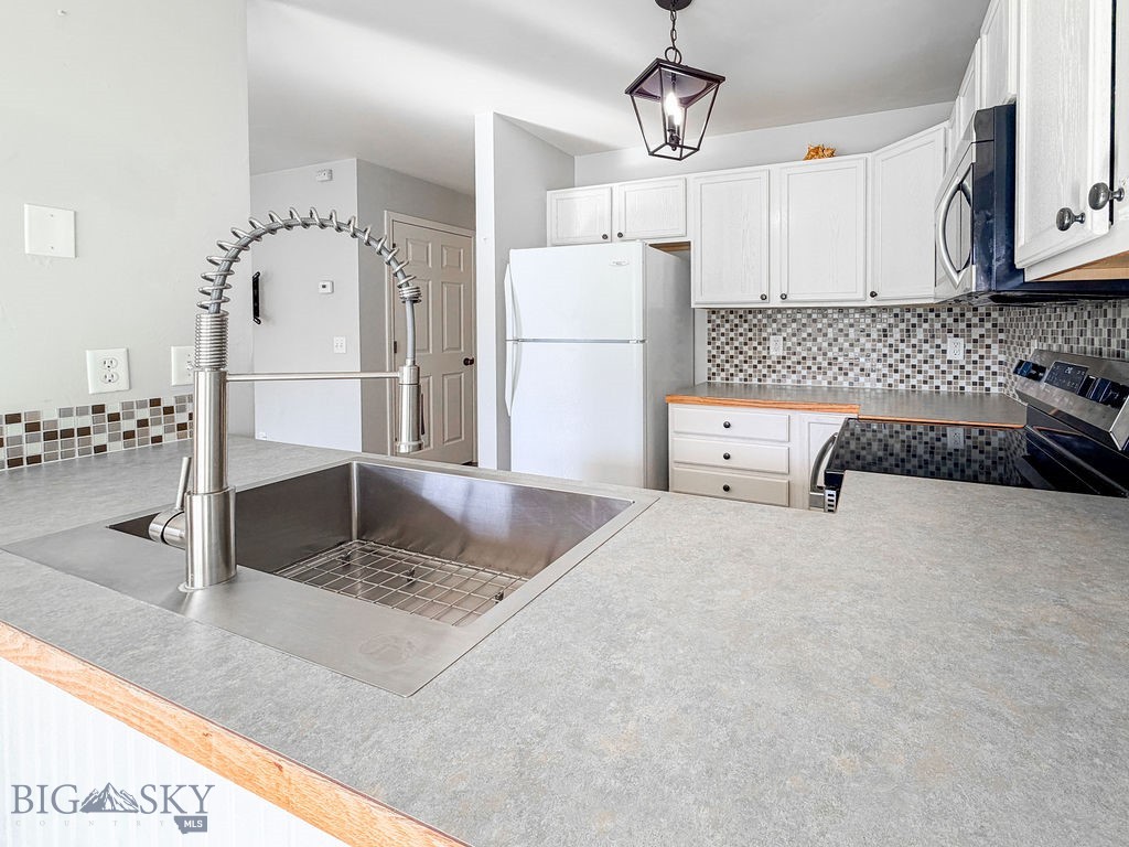 573 W Shore Drive, Belgrade MT 59714