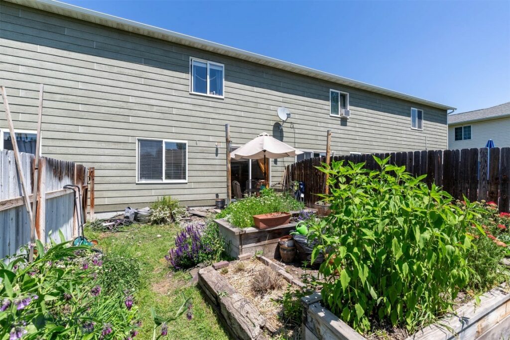 577 W Shore Drive, Belgrade MT 59714