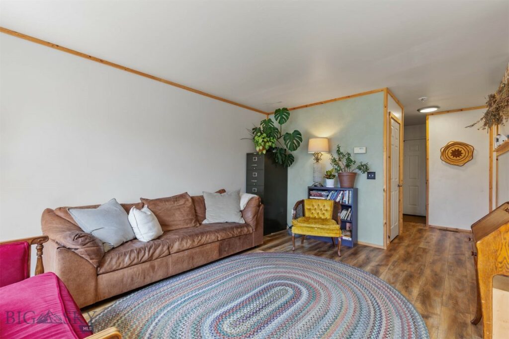 577 W Shore Drive, Belgrade MT 59714