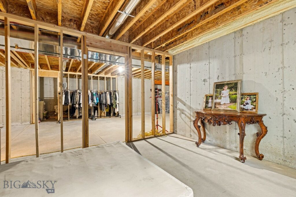 58 Waylon Way, Bozeman MT 59718