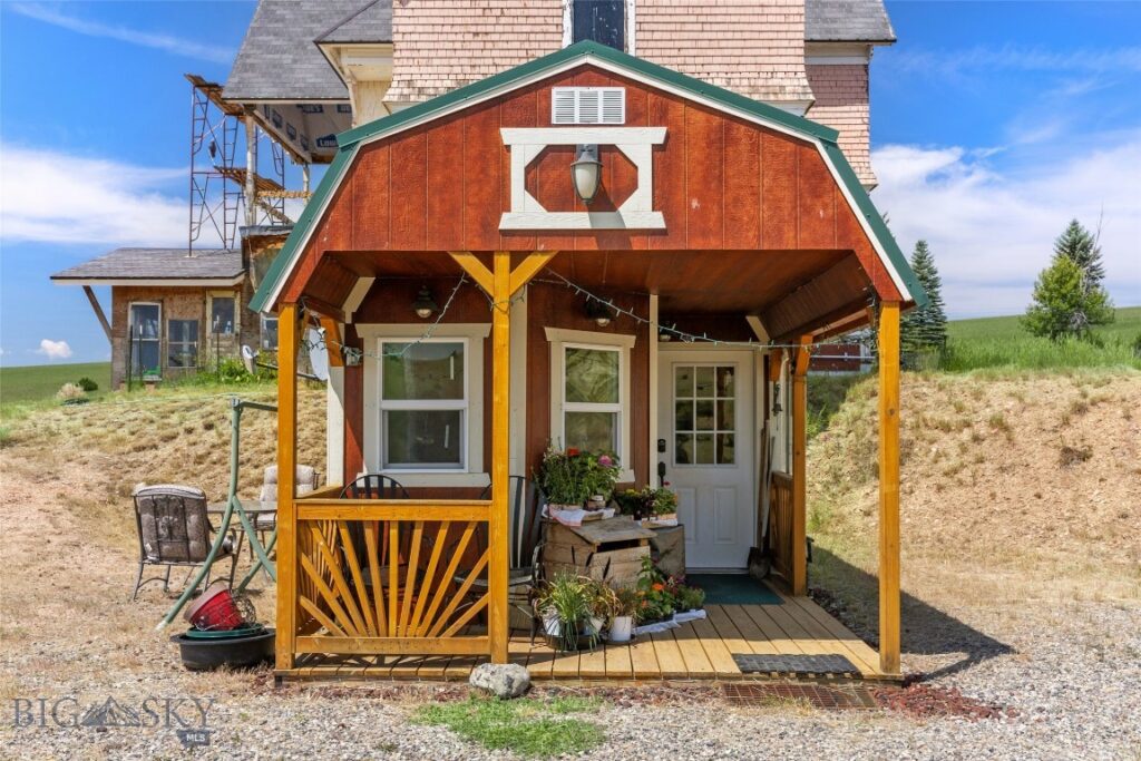 5835 Spaulding Bridge Road, Belgrade MT 59714