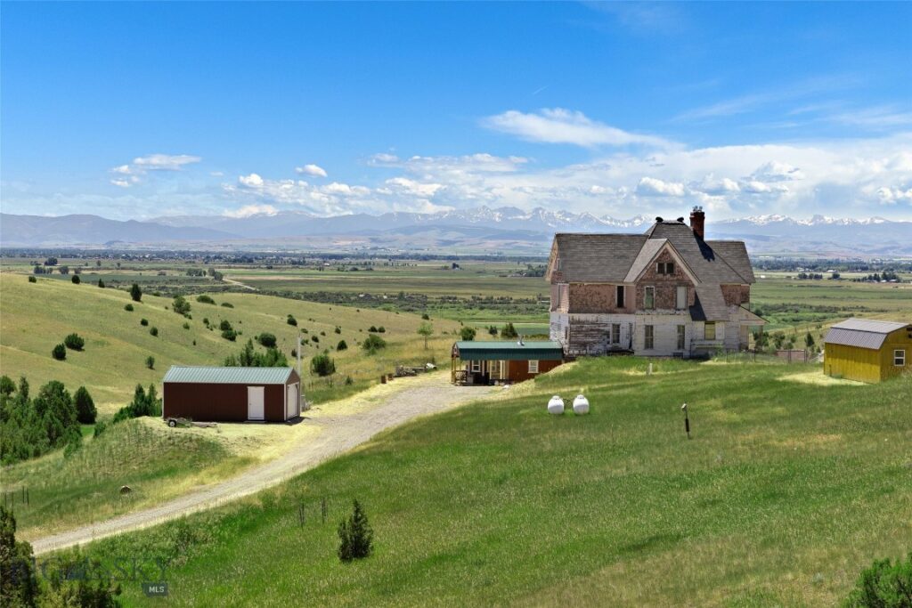 5835 Spaulding Bridge Road, Belgrade MT 59714