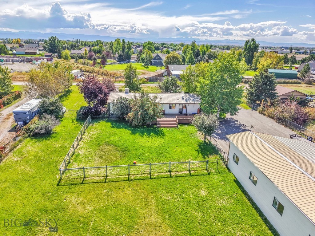 585 Warner, Belgrade MT 59714