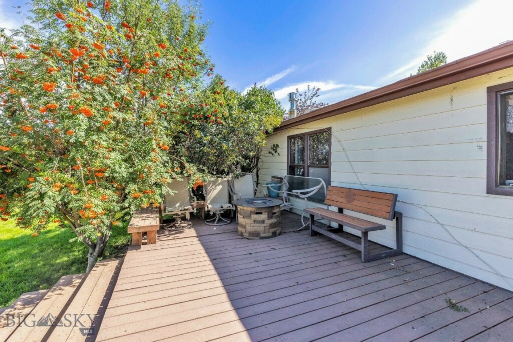 585 Warner, Belgrade MT 59714