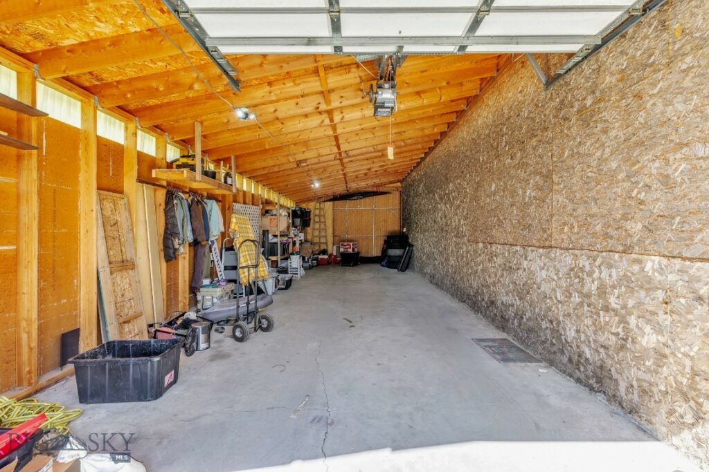 585 Warner, Belgrade MT 59714