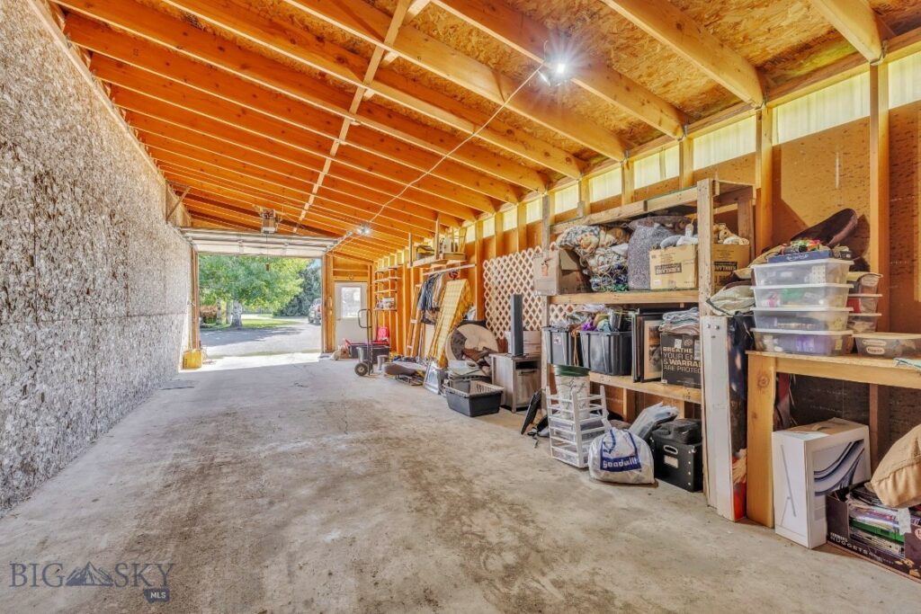 585 Warner, Belgrade MT 59714