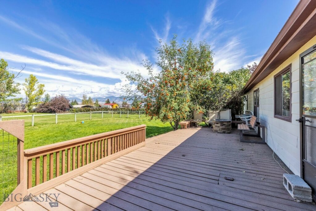 585 Warner, Belgrade MT 59714