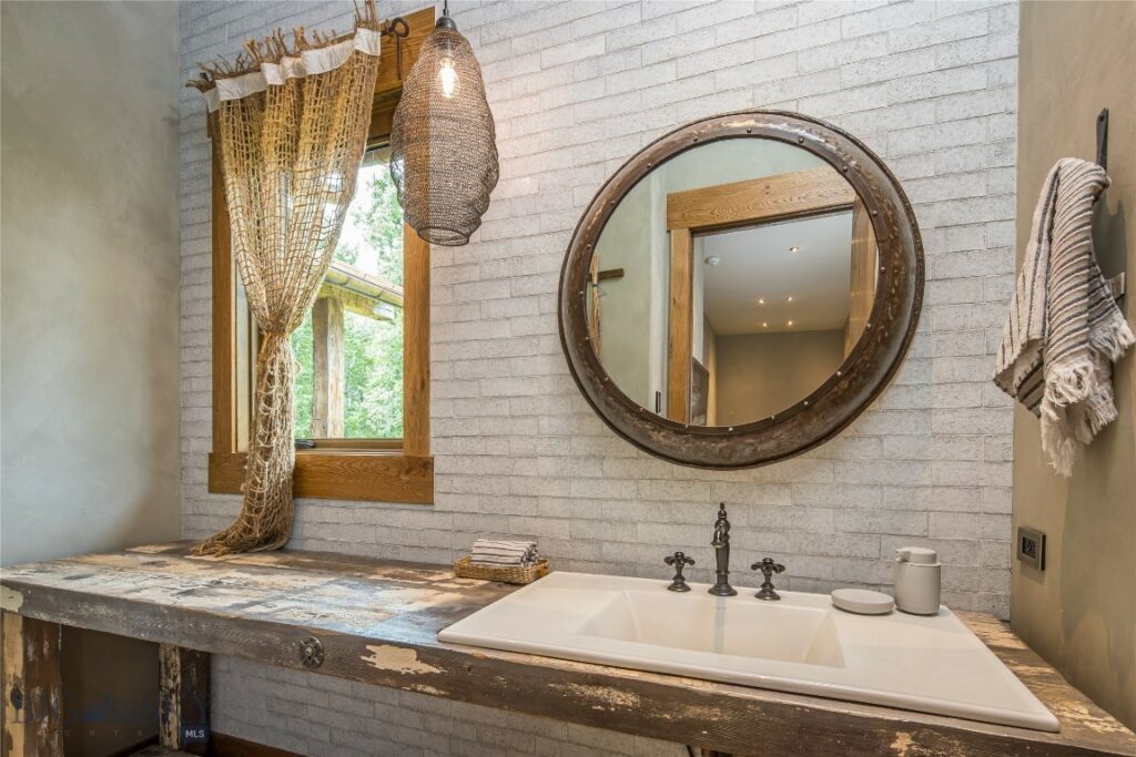 5933 Monforton School Road, Bozeman MT 59718