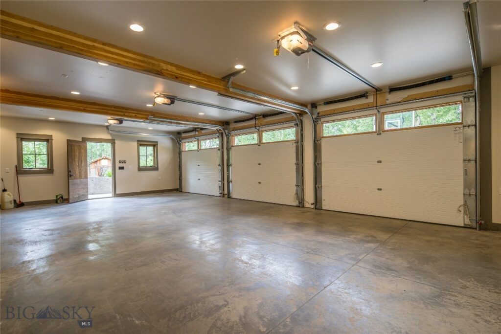 5933 Monforton School Road, Bozeman MT 59718