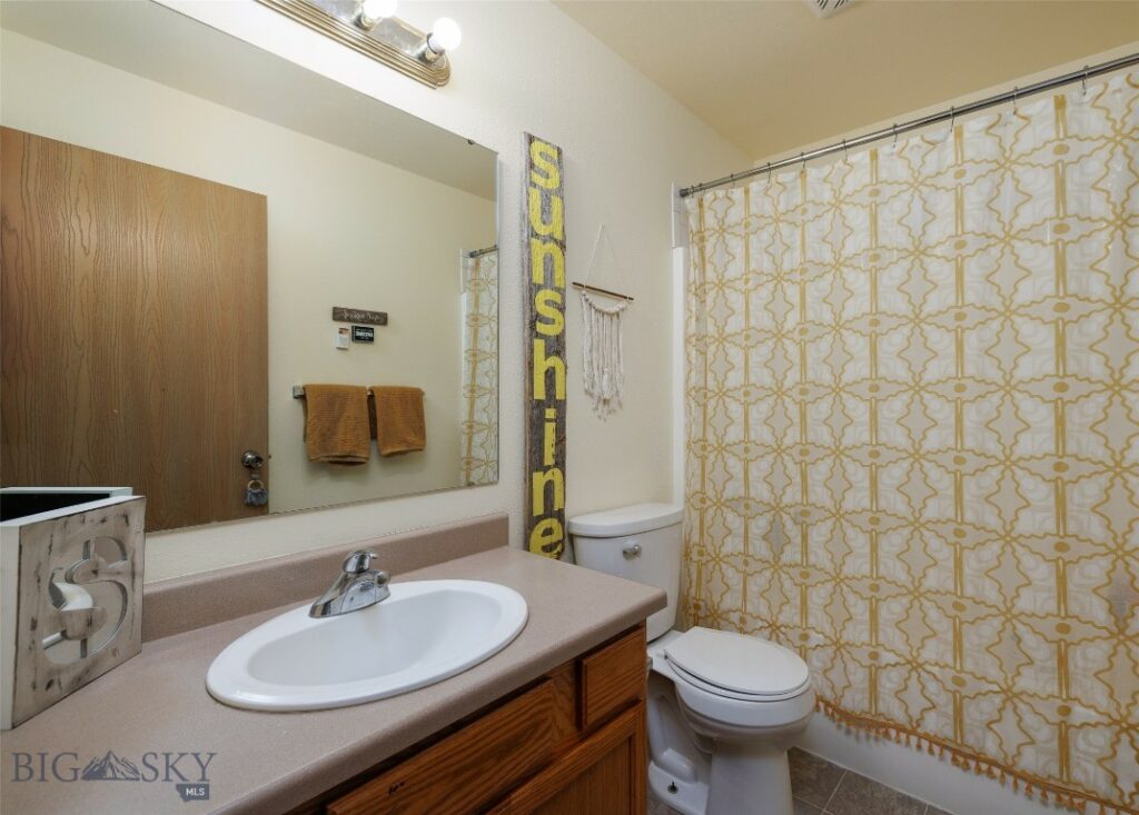 593,595,597,599 West Shore Drive, Belgrade MT 59714