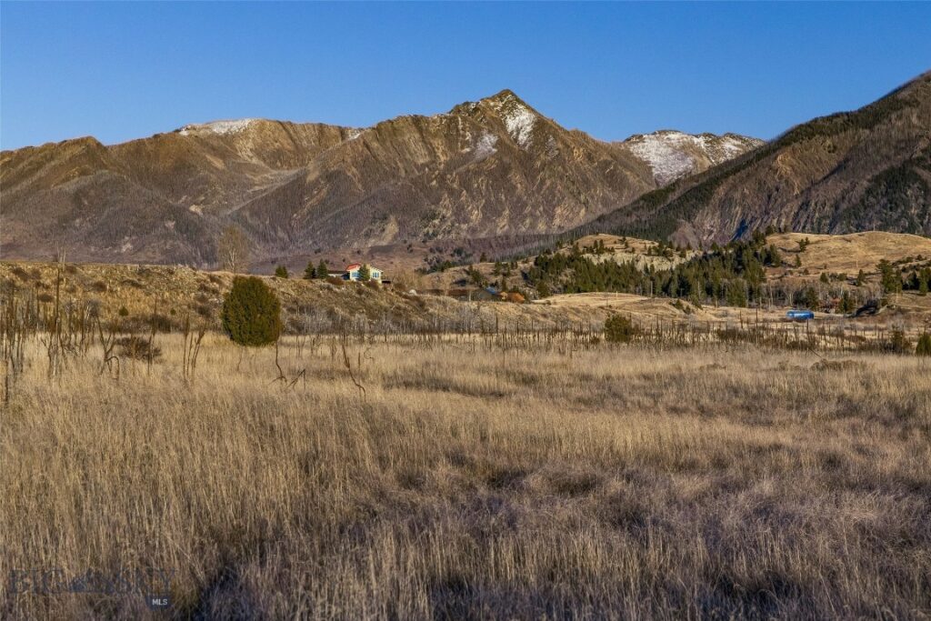 60 Rocky Hollow Trail, Livingston MT 59047