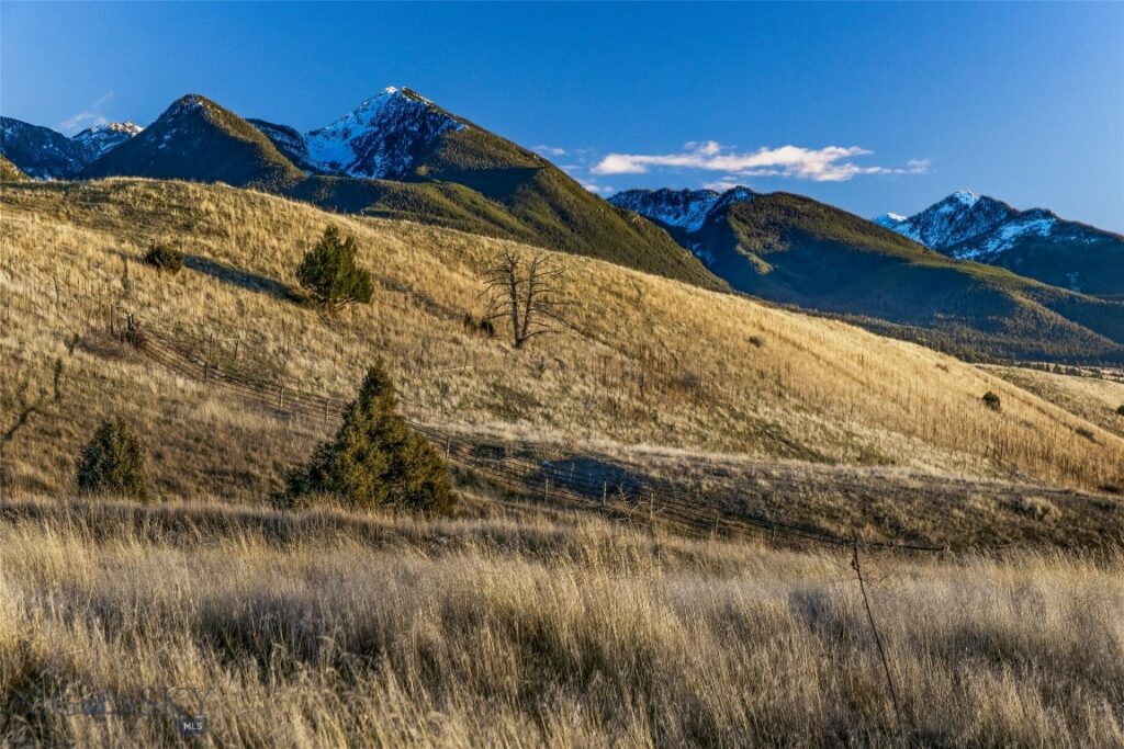 60 Rocky Hollow Trail, Livingston MT 59047