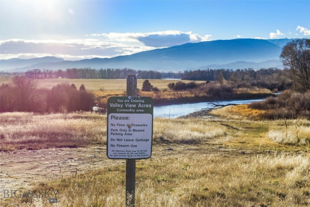 60 Rocky Hollow Trail, Livingston MT 59047
