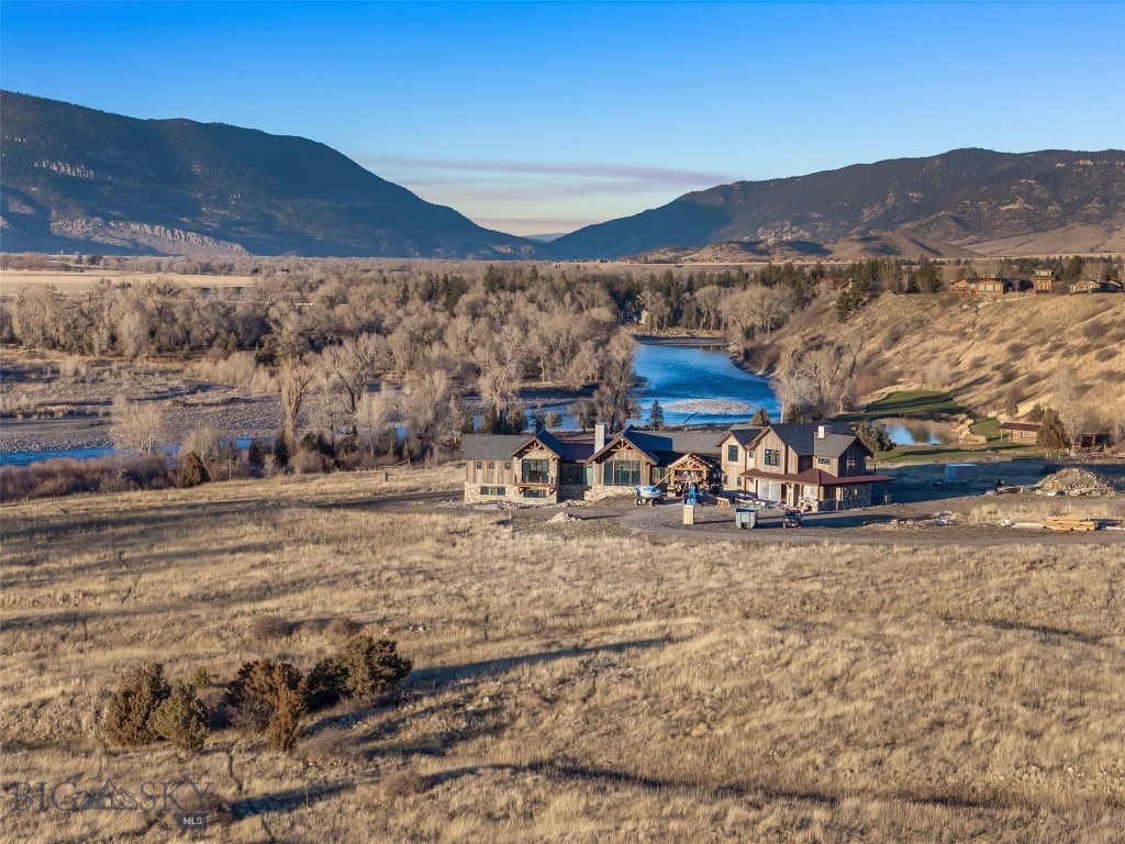 60 Rocky Hollow Trail, Livingston MT 59047