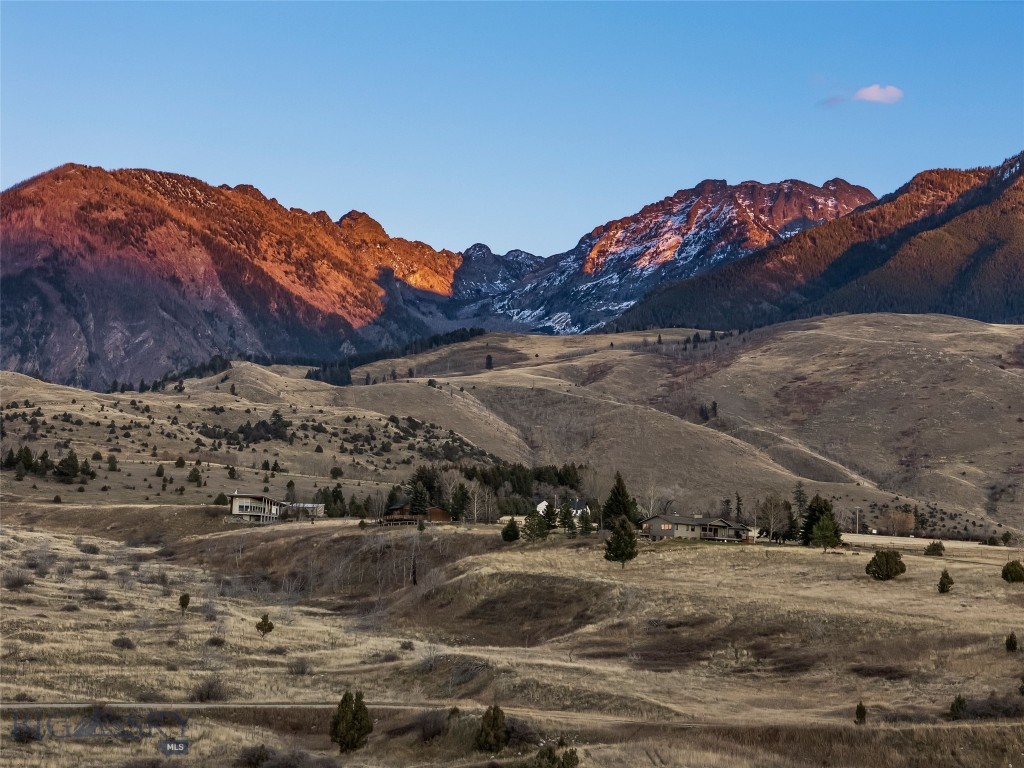 60 Rocky Hollow Trail, Livingston MT 59047