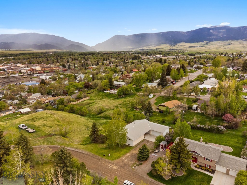 601 N C Street, Livingston MT 59047