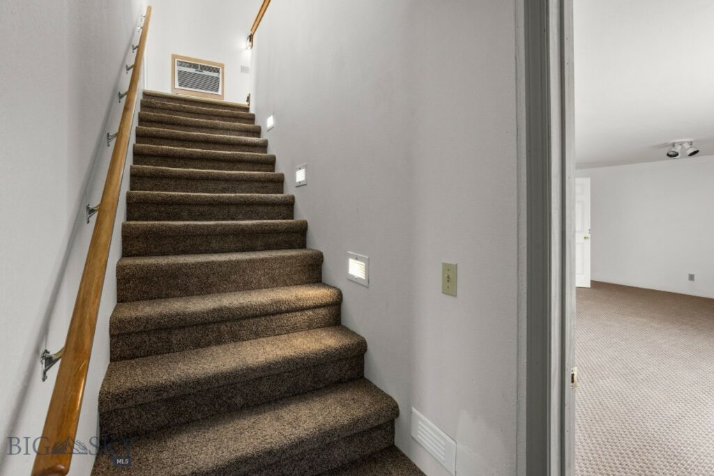 601 N C Street, Livingston MT 59047