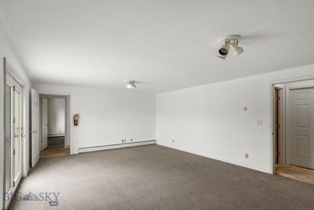 601 N C Street, Livingston MT 59047