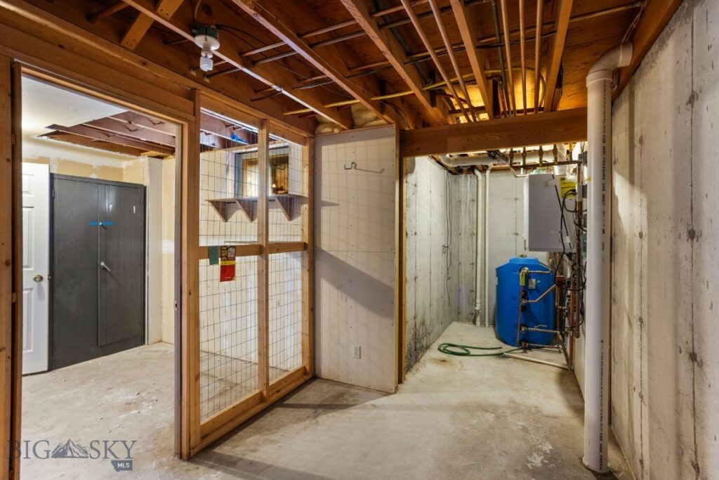 601 N C Street, Livingston MT 59047