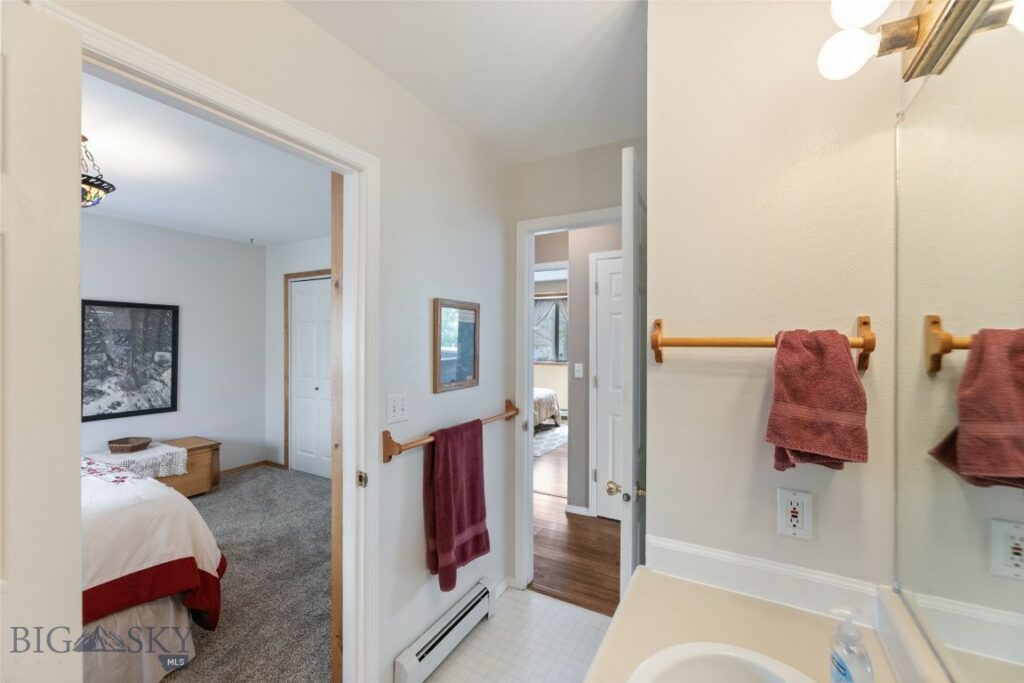 604 E Milky Way Drive, Livingston MT 59047