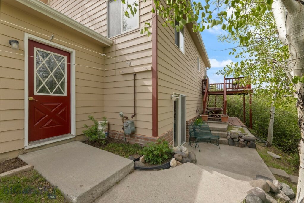 604 E Milky Way Drive, Livingston MT 59047