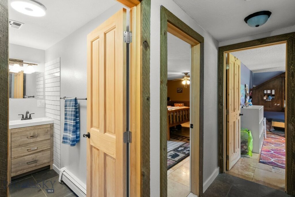 6045 Saddle Peak Way, Belgrade MT 59714