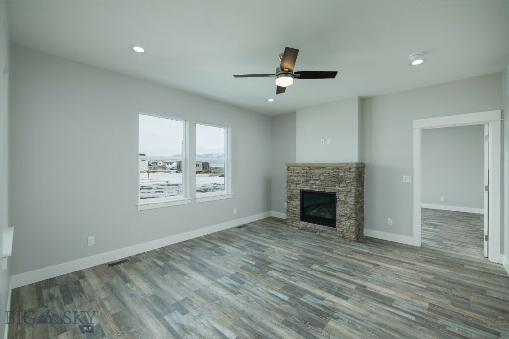 605 Spaniel, Belgrade MT 59714