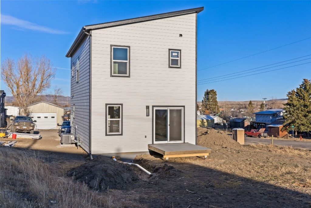 605 N L Street, Livingston MT 59047