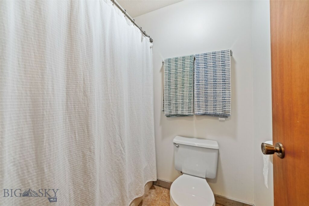 606 Frank Road, Belgrade MT 59714