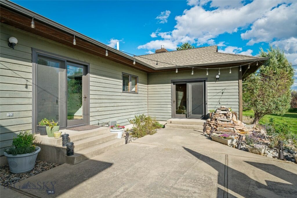 606 Frank Road, Belgrade MT 59714