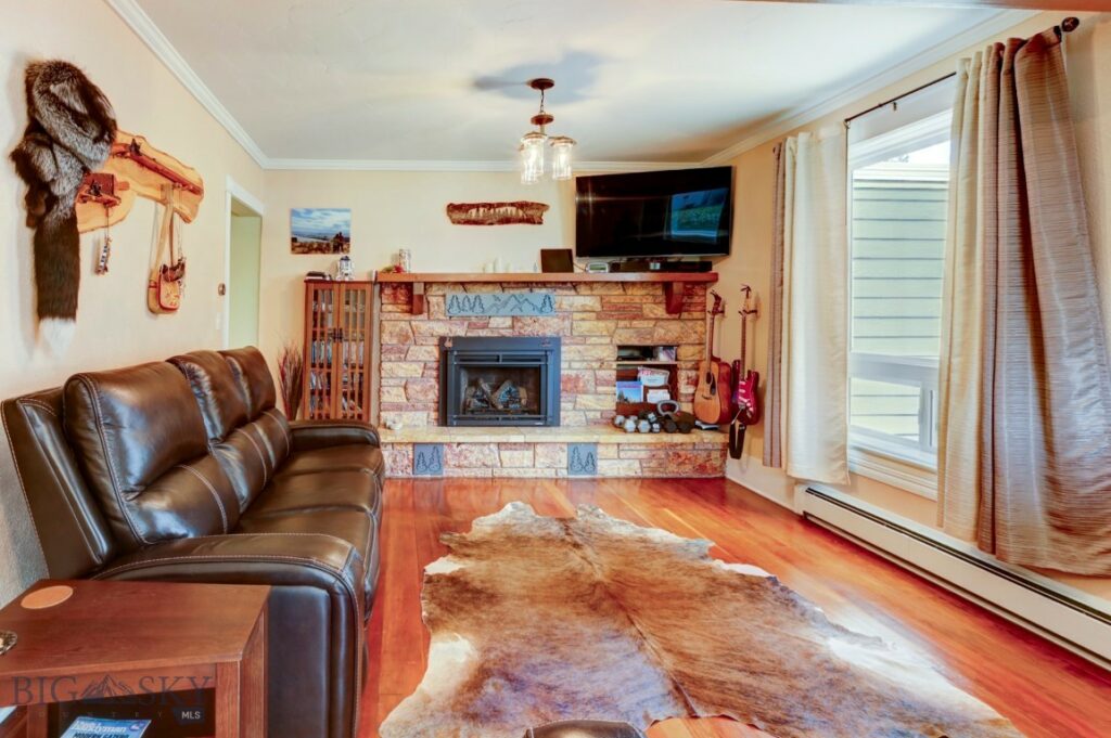 606 W Gallatin Street, Livingston MT 59047