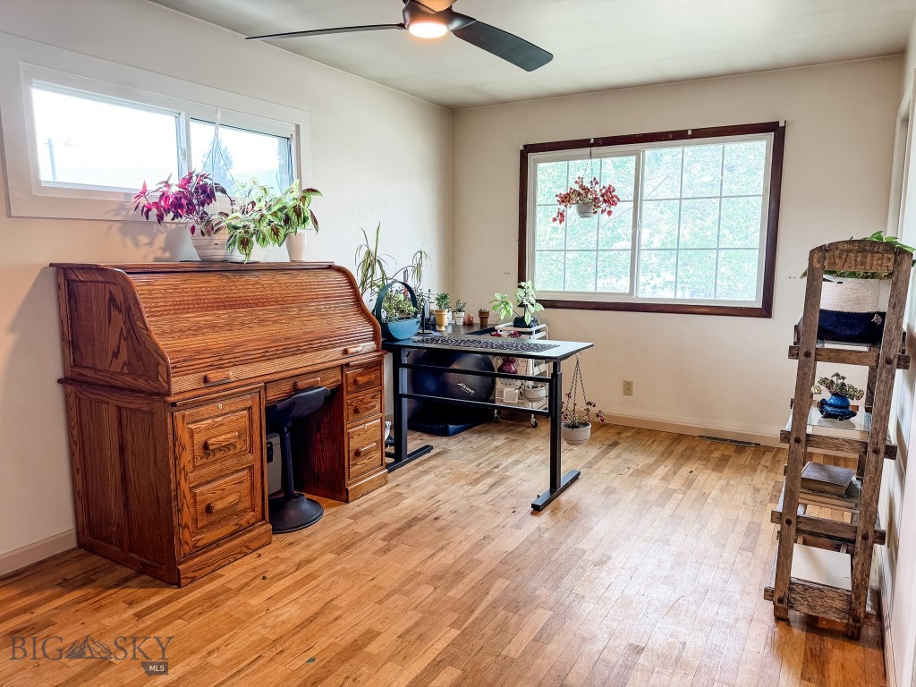 607 Meadowlark Lane, Livingston MT 59047