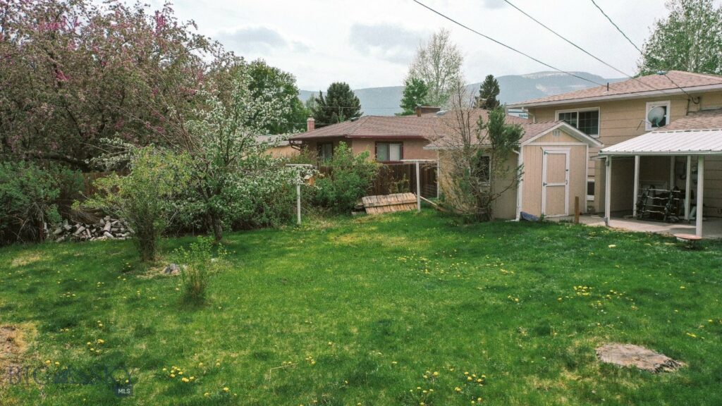 607 Meadowlark Lane, Livingston MT 59047