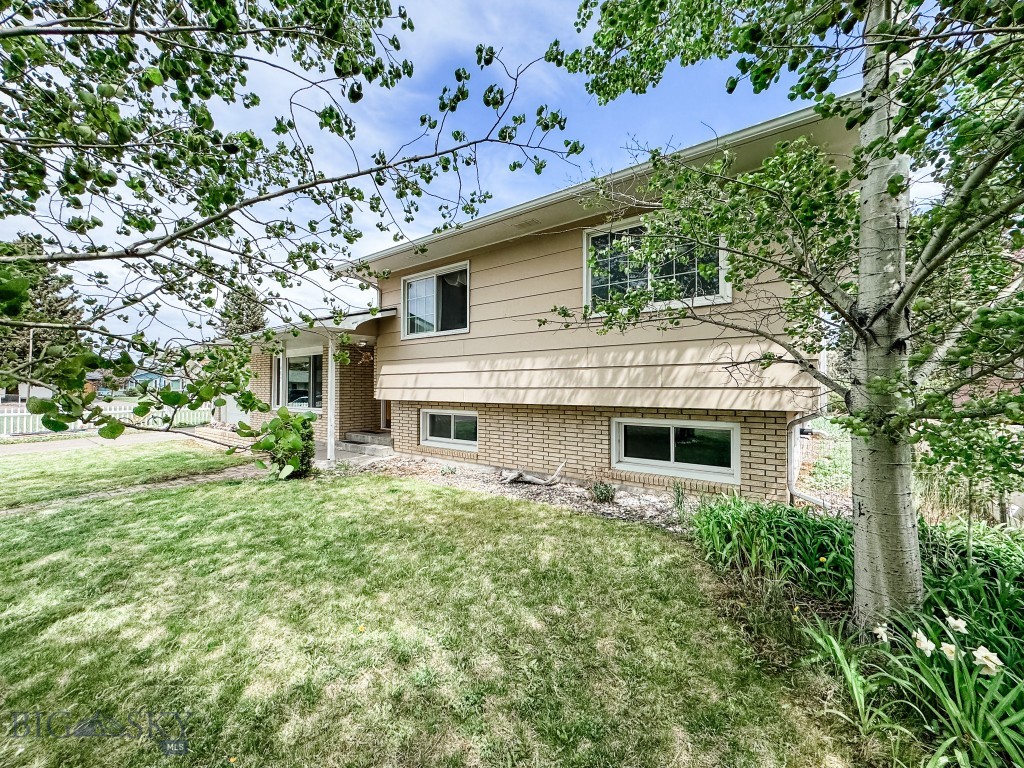 607 Meadowlark Lane, Livingston MT 59047