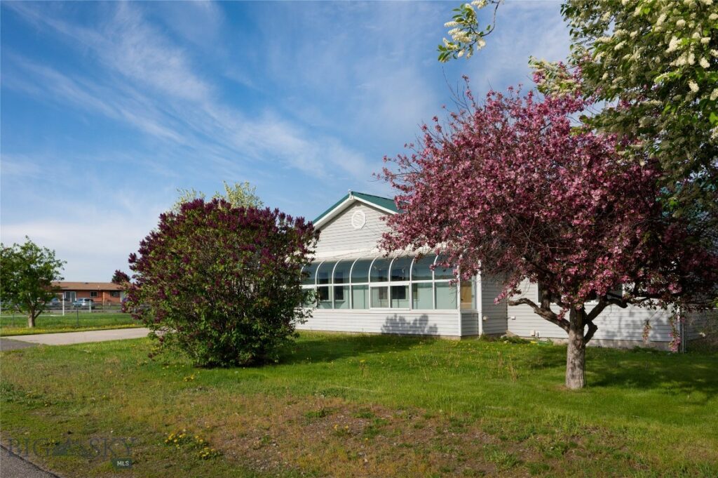 607 N Hoffman Street, Belgrade MT 59714