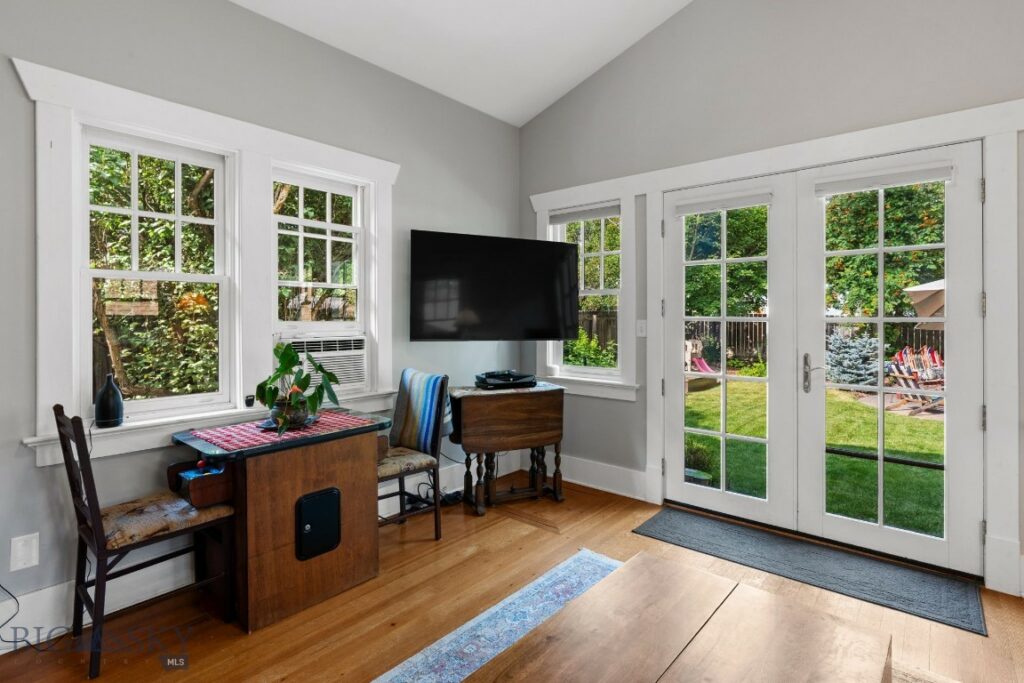 607 S 7Th Avenue, Bozeman MT 59715