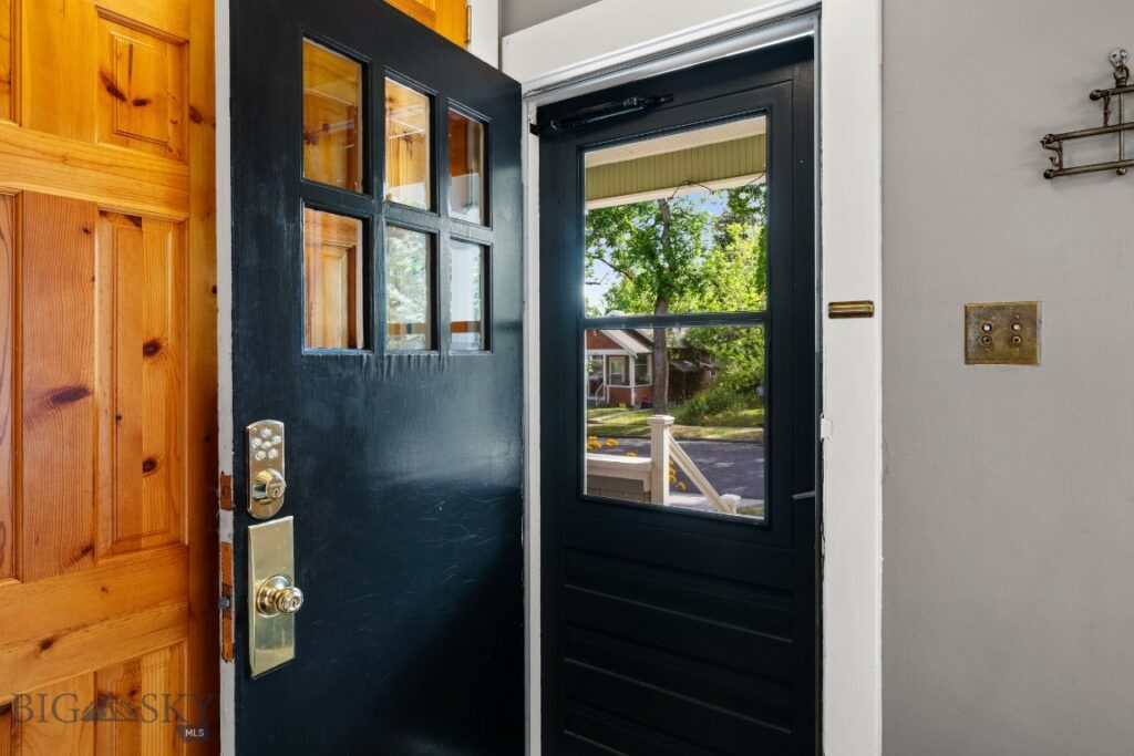 607 S 7Th Avenue, Bozeman MT 59715