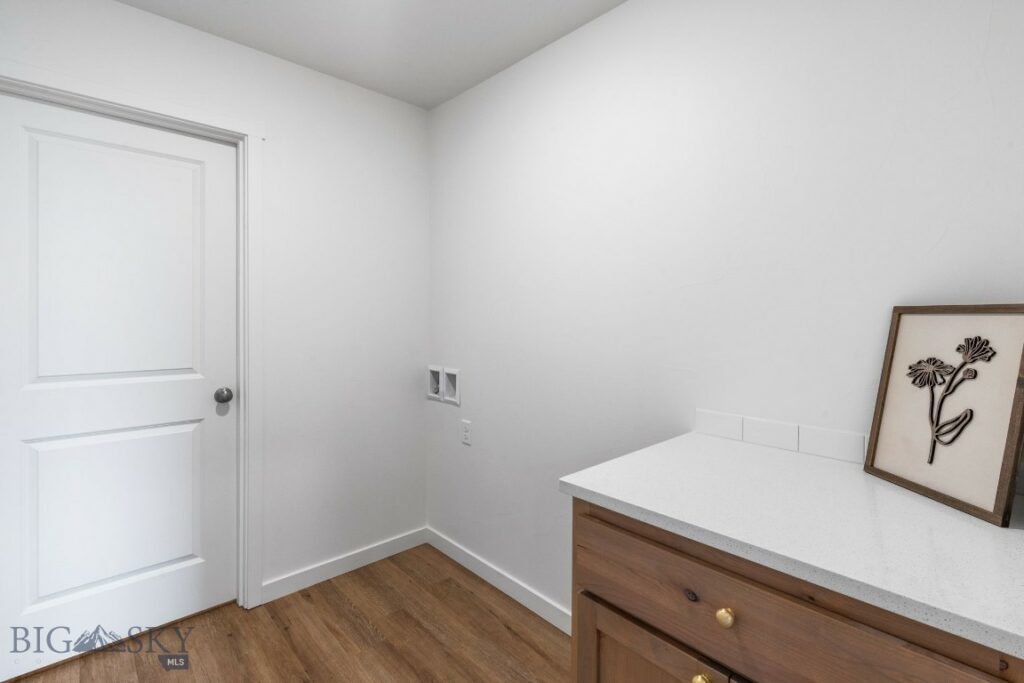 608 Mira Way, Belgrade MT 59714