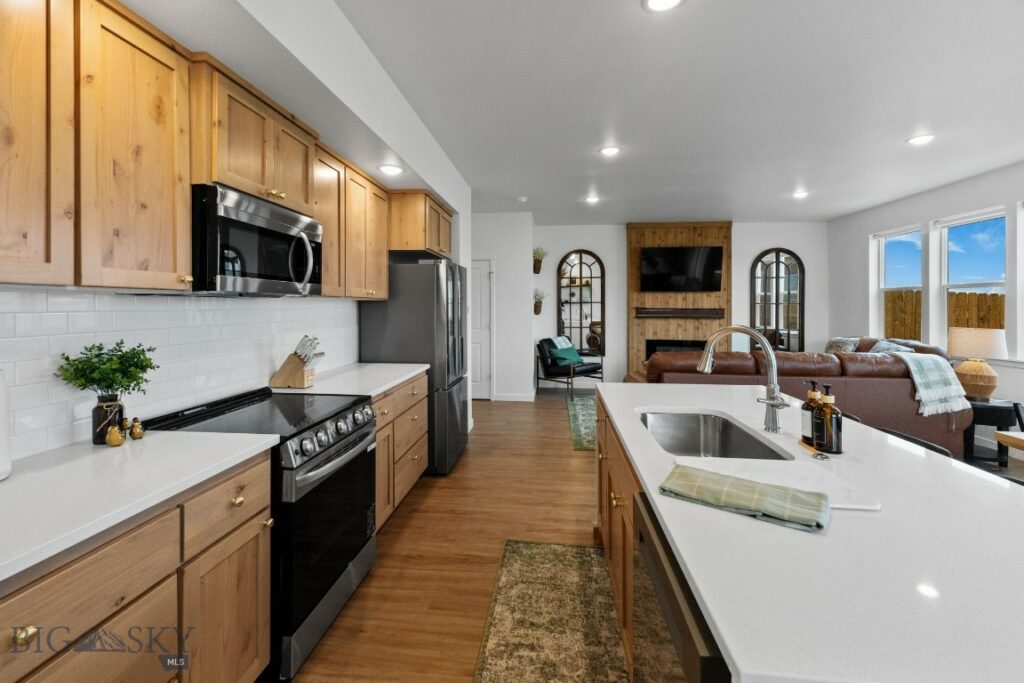 608 Mira Way, Belgrade MT 59714