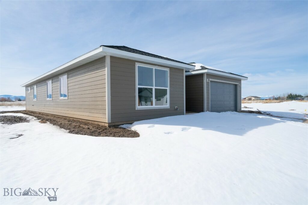 608 Spaniel Lane, Belgrade MT 59714