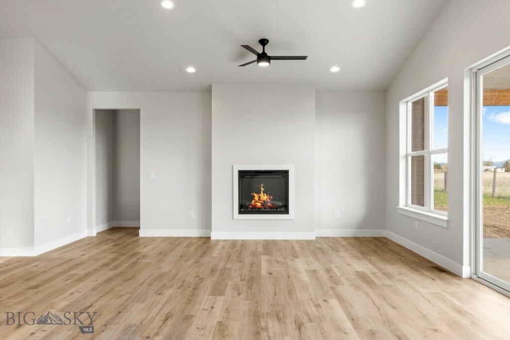 608 Spaniel Lane, Belgrade MT 59714