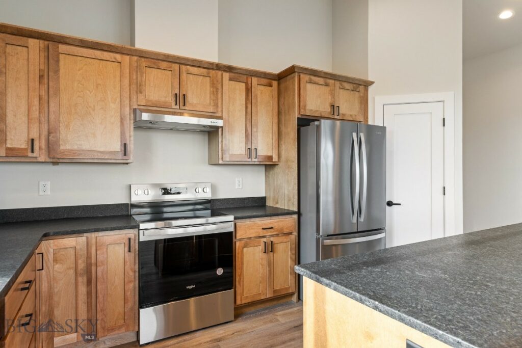 608 Spaniel Lane, Belgrade MT 59714
