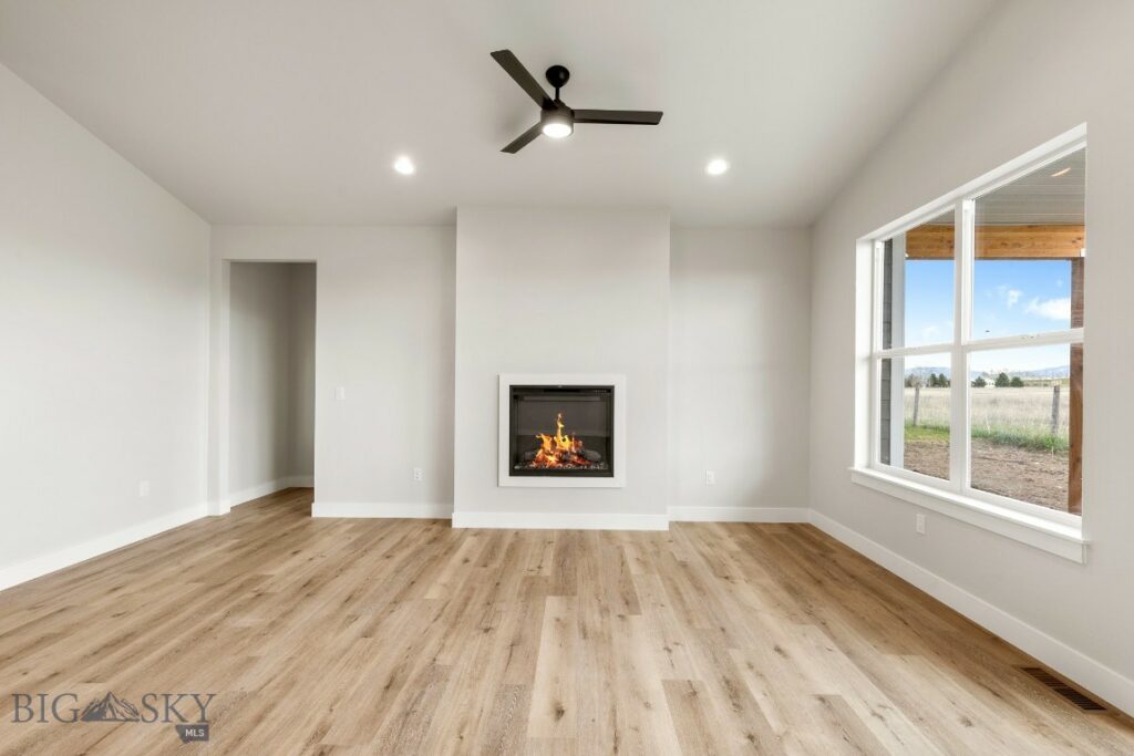 608 Spaniel Lane, Belgrade MT 59714