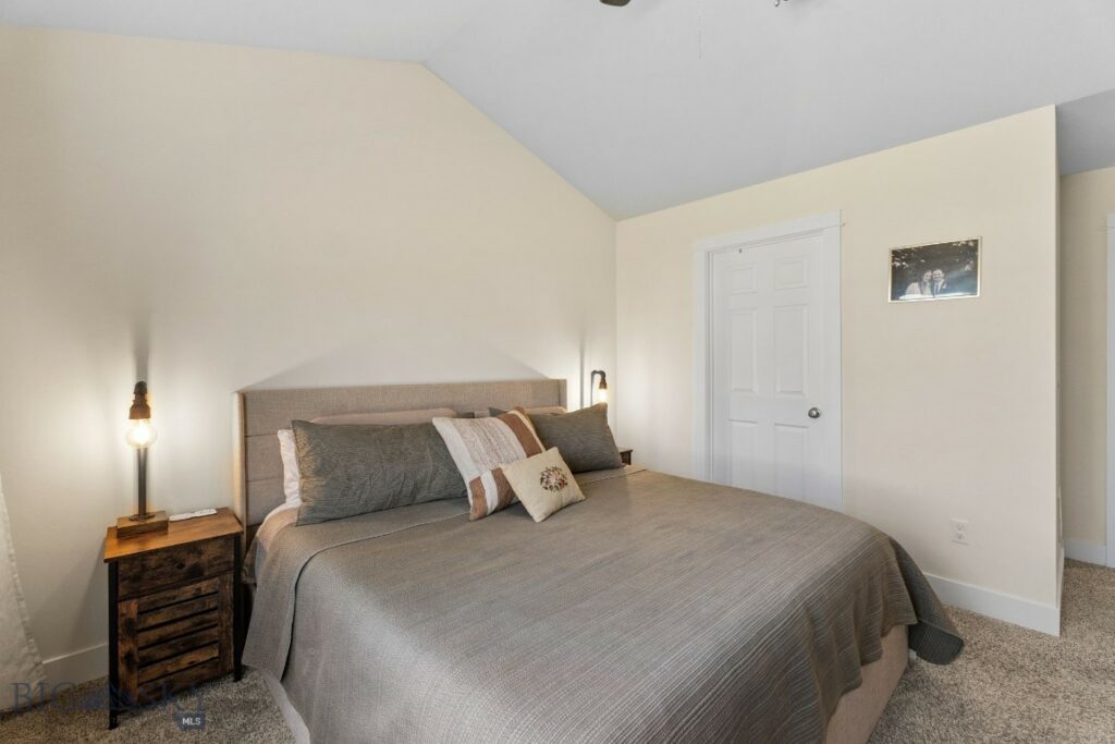 609 Pierre Street, Belgrade MT 59714