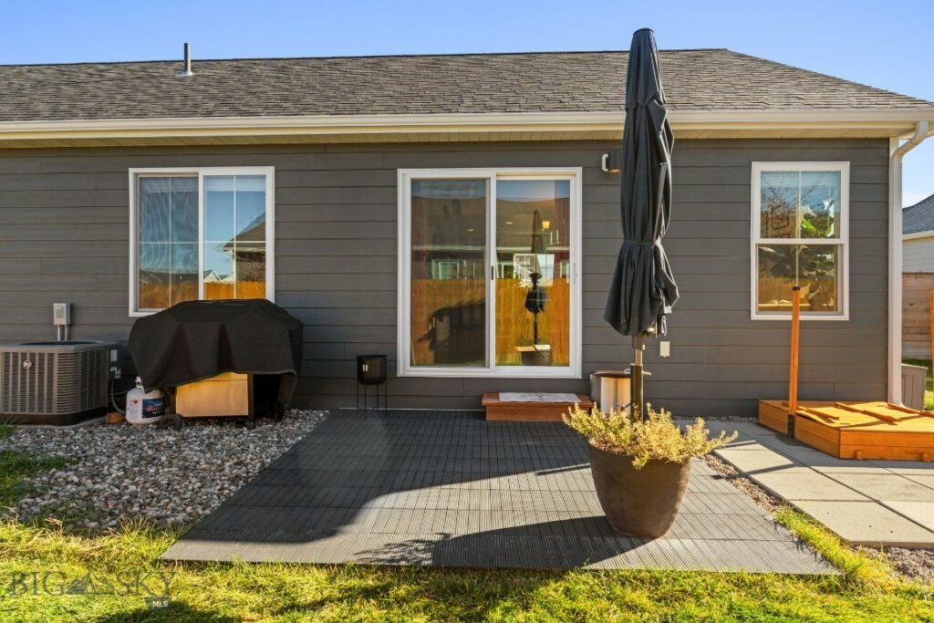 609 Pierre Street, Belgrade MT 59714