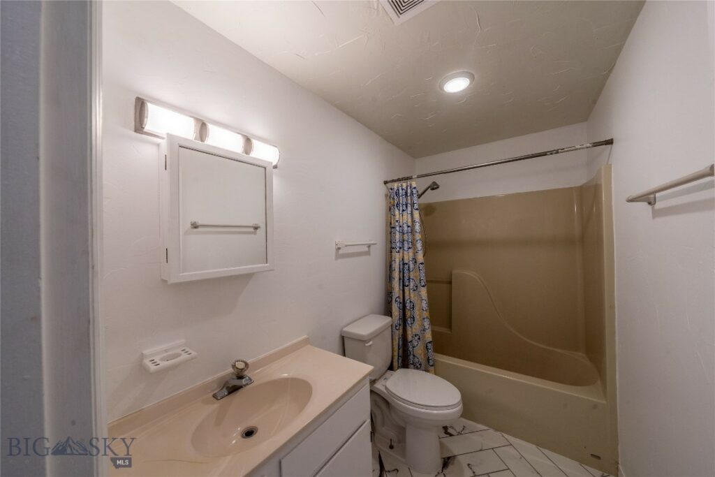 611 N N Street, Livingston MT 59047