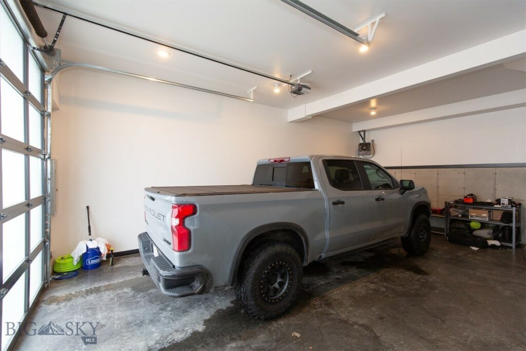 611 Nikles Drive, Bozeman MT 59715