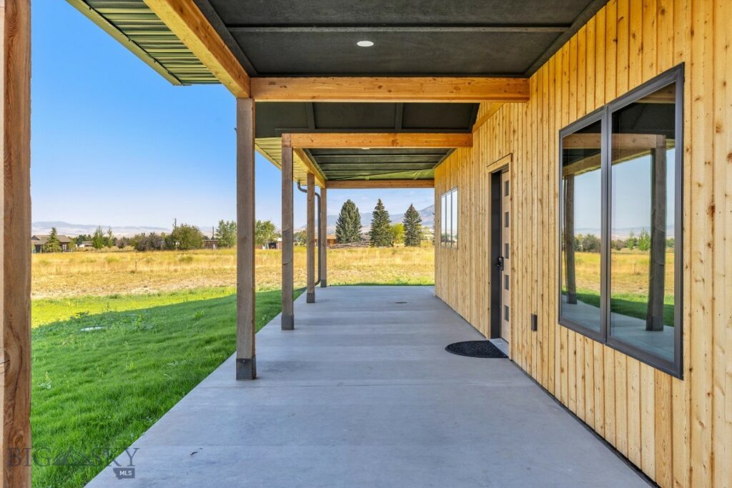 6111 Springhill Road, Belgrade MT 59714