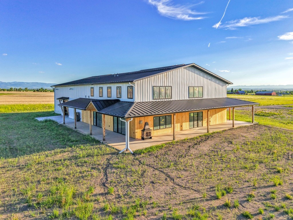 6111 Springhill Road, Belgrade MT 59714