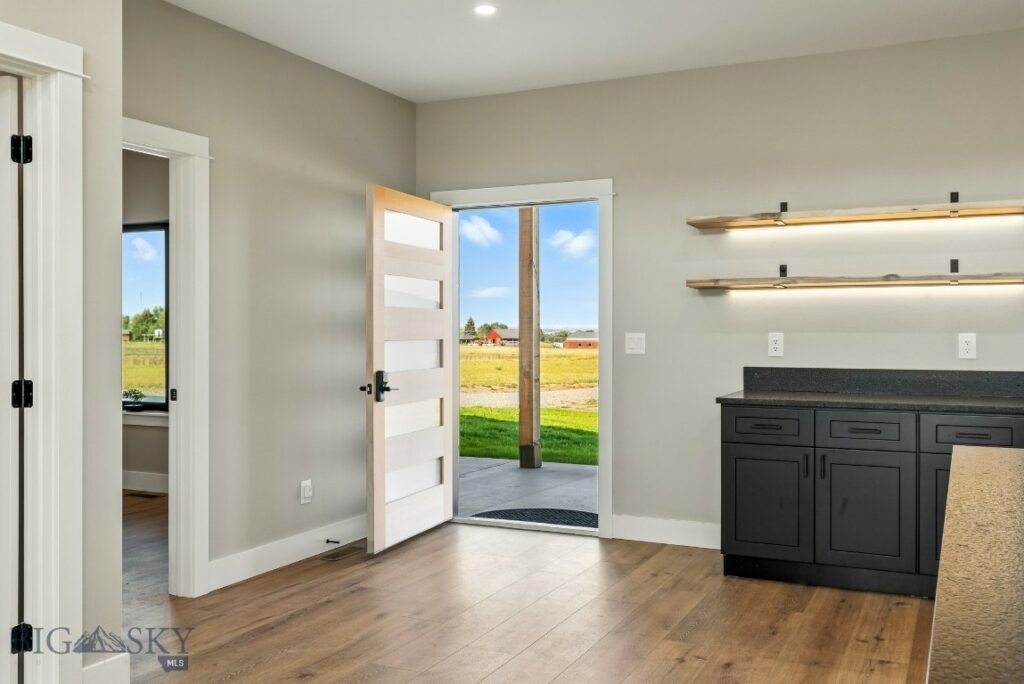 6111 Springhill Road, Belgrade MT 59714